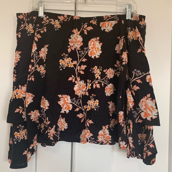 Cotton On Off-the-Shoulder Floral Blouse - Picture 1 of 3